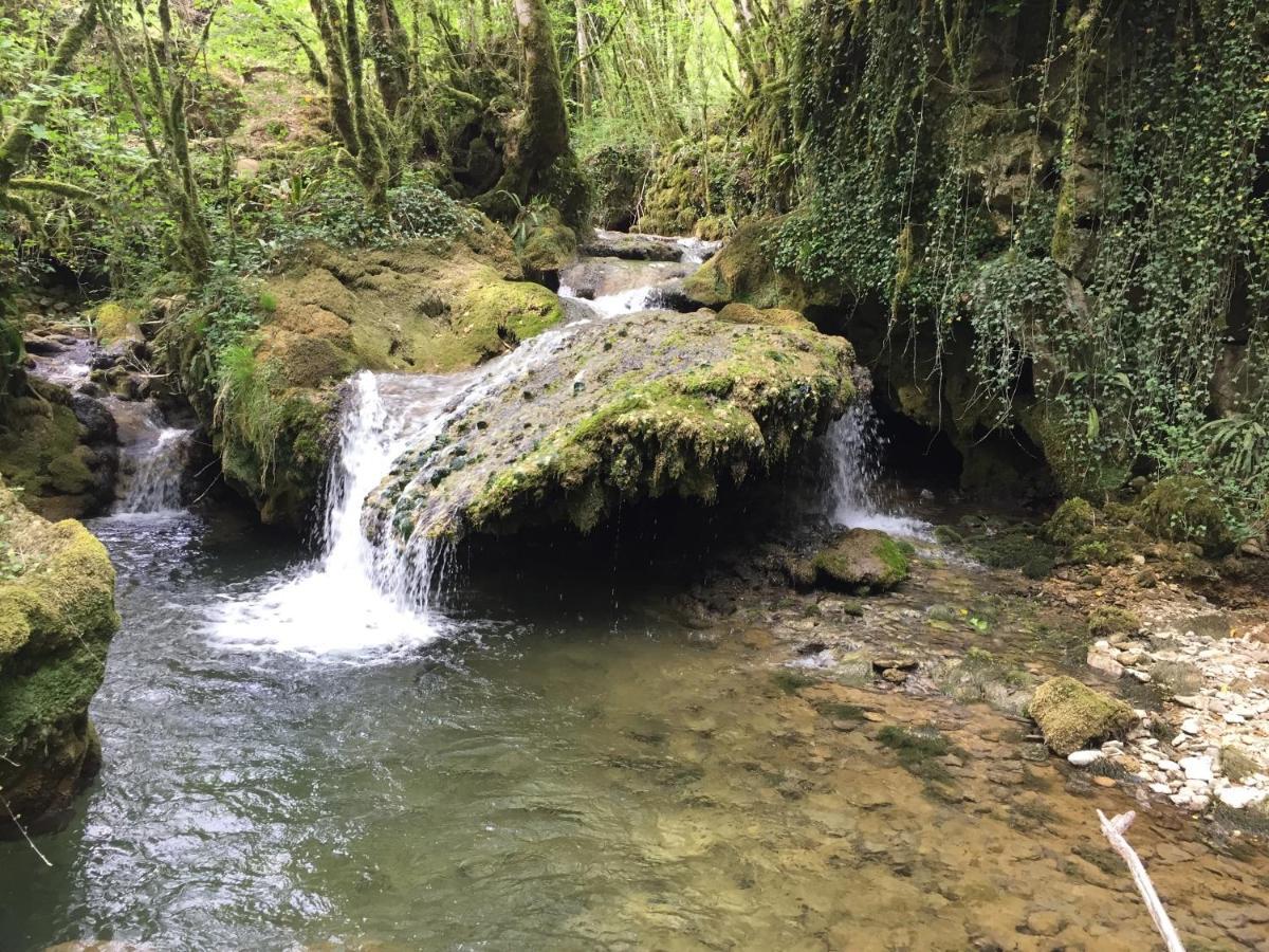 Gite Des Reculees Ladoye-sur-Seille Luaran gambar