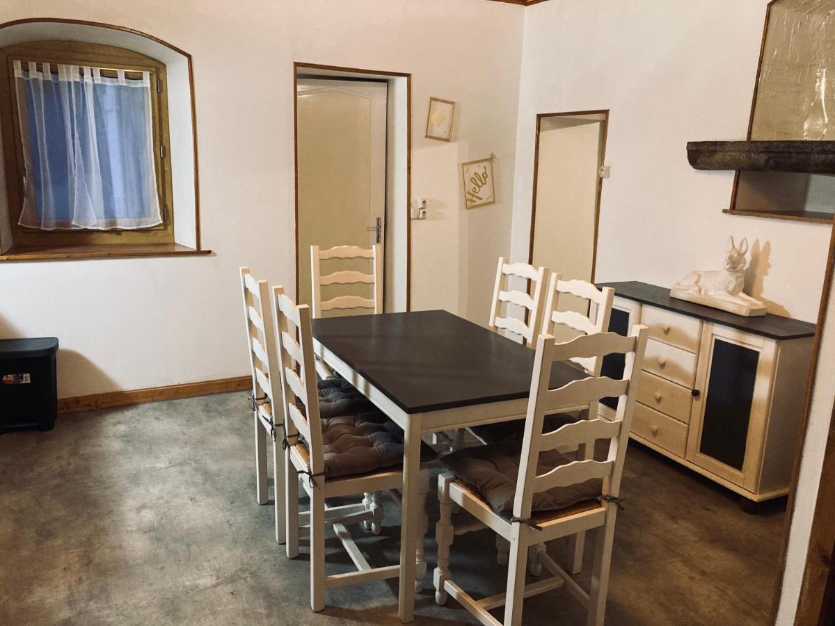 Gite Des Reculees Ladoye-sur-Seille Luaran gambar